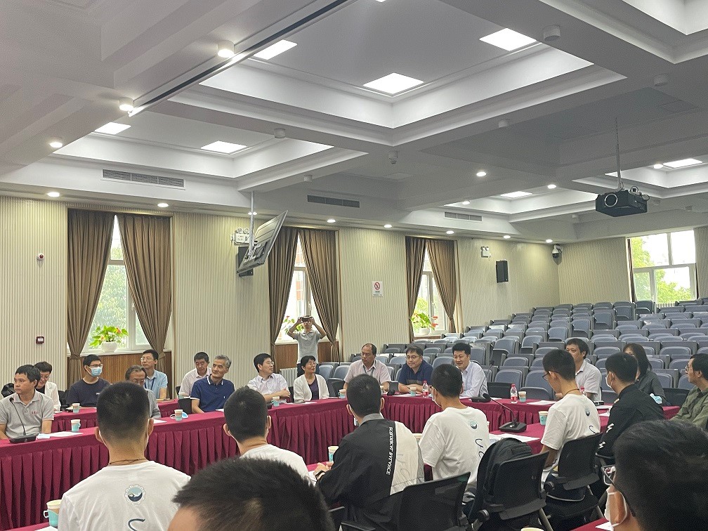 国科大2021级理论与应用力学专业本科生参观力学所