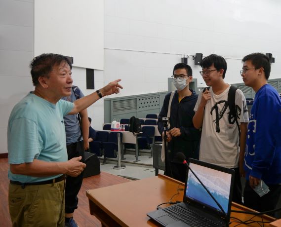 本科部举办《音韵学基础与普通话语音》人文讲座